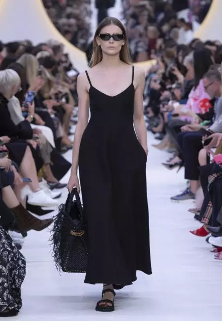 Valentino Azindua Mkusanyiko wa Dreamy Spring 2020