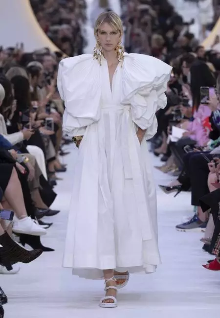 Valentino ra mắt bộ sưu tập Dreamy Spring 2020