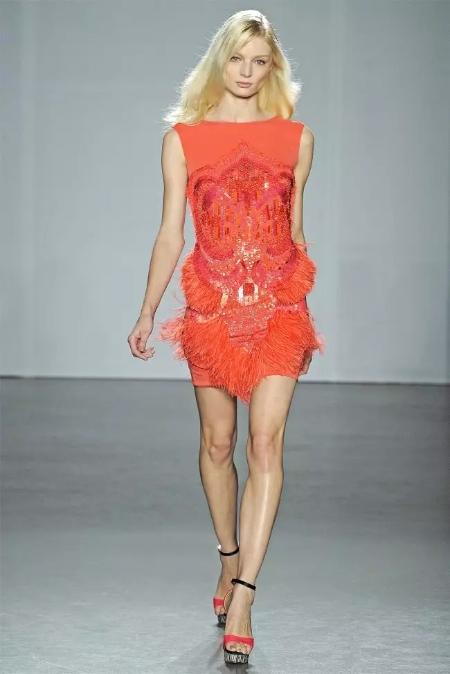 Matthew Williamson Lohataona 2012 | Herinandron'ny lamaody any Londona