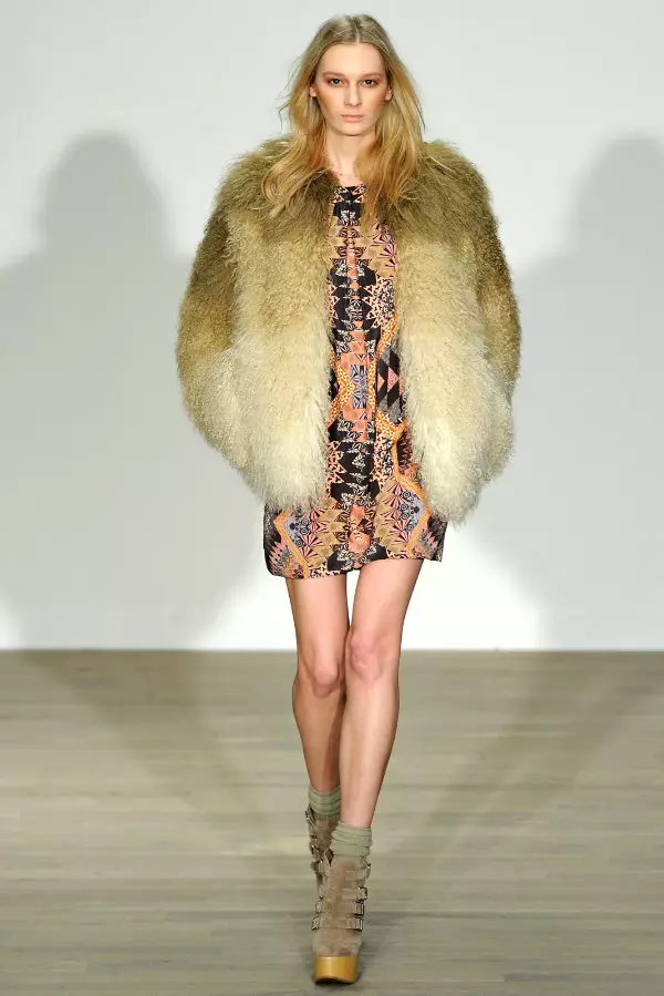 Matthew Williamson Fall 2011 | London Fashion Week