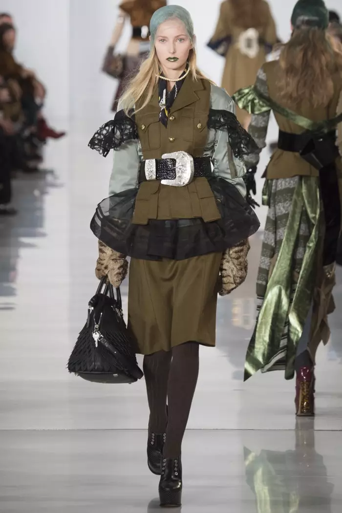 Maison Margiela 2016 Aŭtuno / Vintro