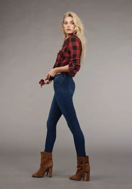 Elsa Hosk Hits All the Right Moves yn Mavi Denim