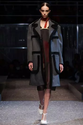 Prada Fall/Winter 2014 | မီလန်ဖက်ရှင်ရက်သတ္တပတ်