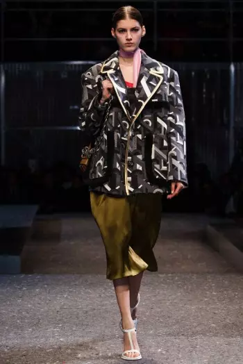 Prada Kugwa / Itumba 2014 | Icyumweru cyimyambarire ya Milan