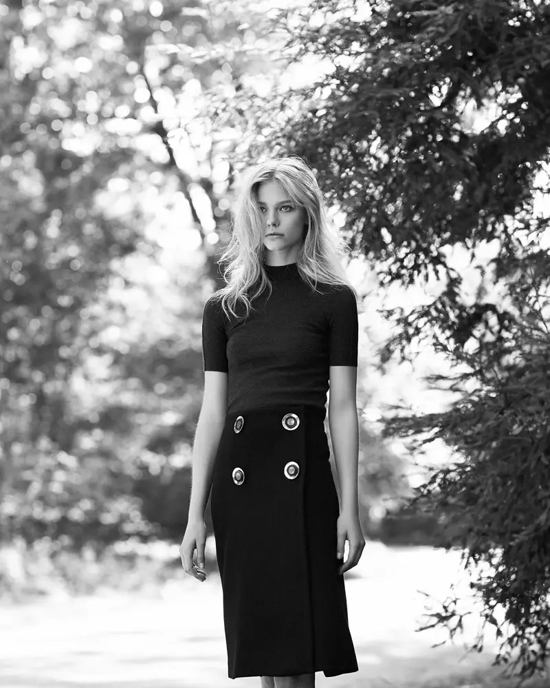 La Femme: Sanna Backstrom Embraces Everyday Looks for So It Goes