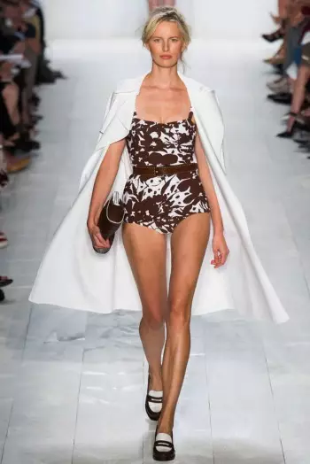 Michael Kors Caij nplooj ntoos hlav 2014 | New York Fashion Week