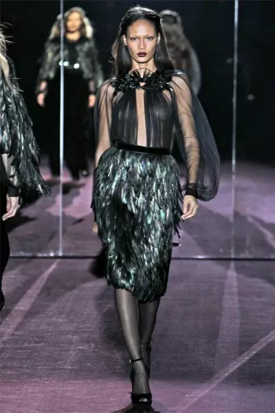 Gucci Fall 2012 | Beke ea feshene ea Milan