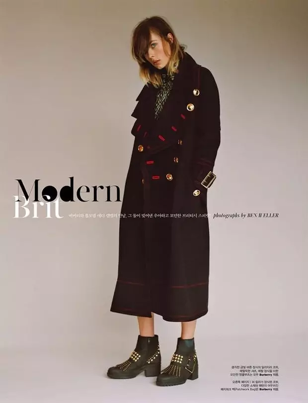 Edie Campbell pozira u Burberryju za modni editorijal