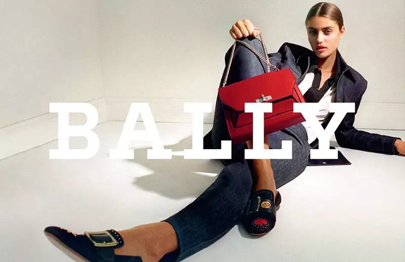 Taylor Hill, Bally'nin sonbahar-kış 2017 kampanyasına çok yakıştı