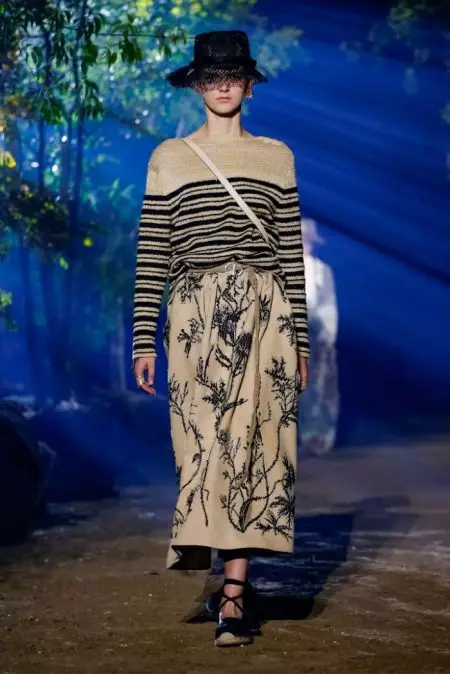 Dior zapewnia naturalną elegancję na wiosnę 2020 r.