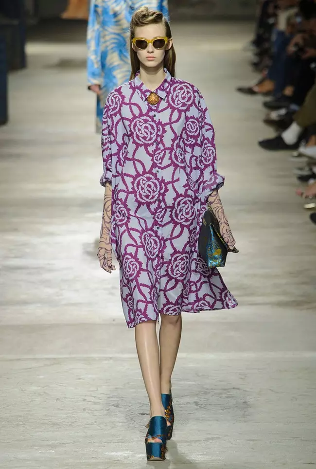 Dries Van Noten Spring 2016 | Minggu Fesyen Paris