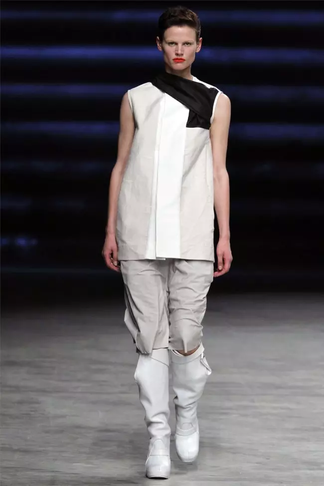 Rick Owens Printempo 2012 | Pariza Modsemajno | Paĝo 3