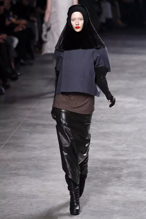 Rick Owens Aŭtuno 2011 | Pariza Modsemajno