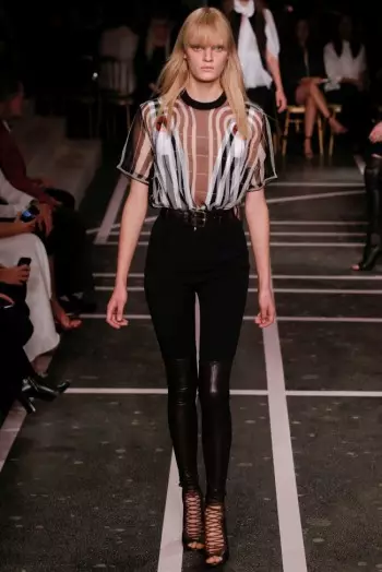 Givenchy Goes Black & White kwa Spring 2015