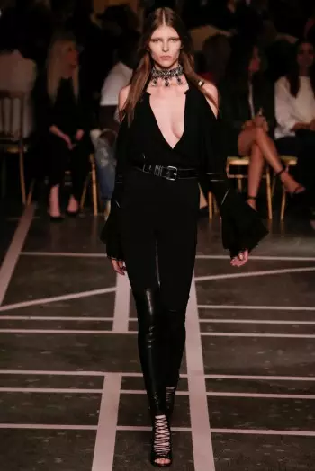 Givenchy pasa a ser branco e negro para a primavera de 2015