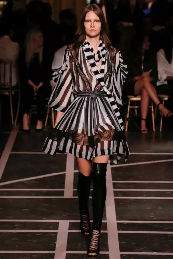 Givenchy Goes Black & White kwa Spring 2015