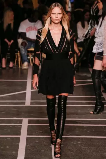 Givenchy Goes Black & White kwa Spring 2015