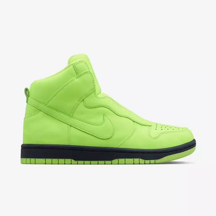 NikeLab x sacai Dunk Lux Sneaker په 200 ډالرو کې شتون لري