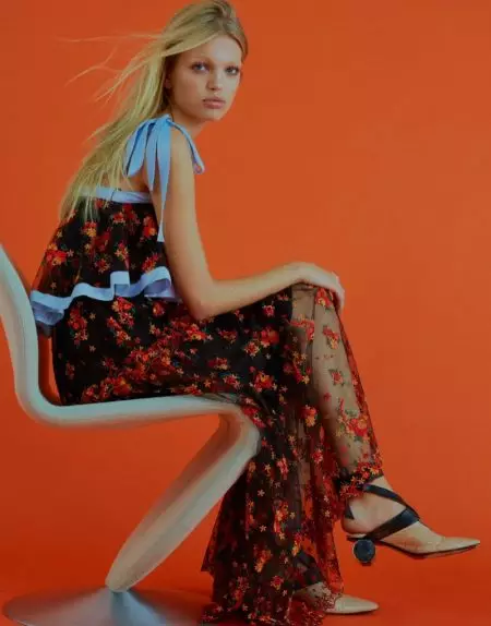 Daphne Groeneveld sorprèn amb vestits adornats per a ELLE UK