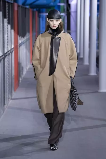 Louis Vuitton Go Éicléictiúil le haghaidh Fall 2019