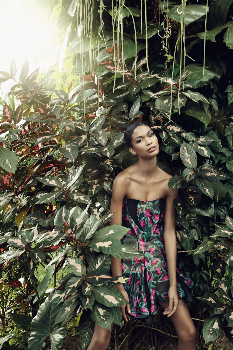 Chanel Iman para sa Rosa Cha Spring 2011 Campaign ni Gui Paganini