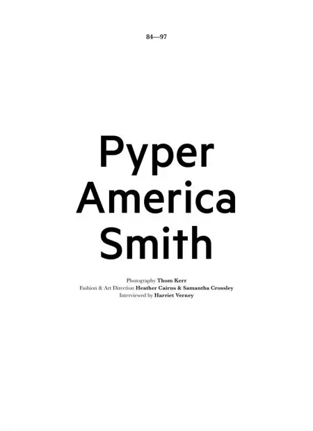 Pyper America Smith ottaa valokeilassa Tangent-lehden