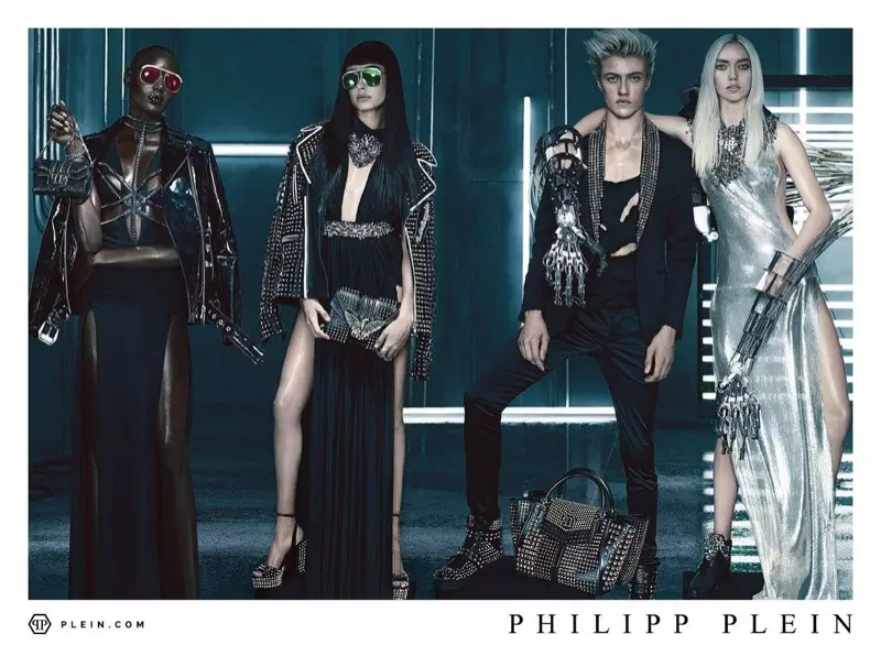 Philipp Plein의 봄 광고 스타 Lucky Blue Smith, Pyper America, Hailey Baldwin 및 Ajak Deng
