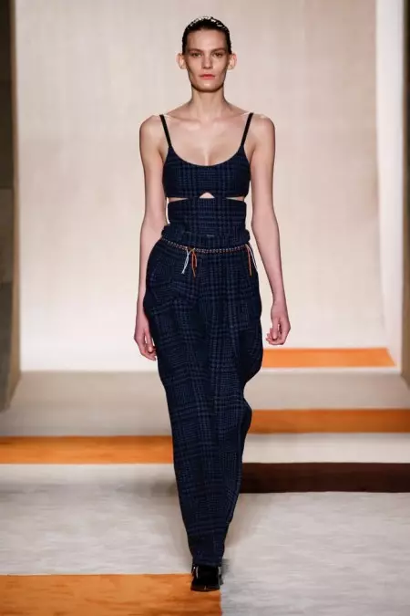 UVictoria Beckham Fall 2016 | IVeki yeFashoni yaseNew York