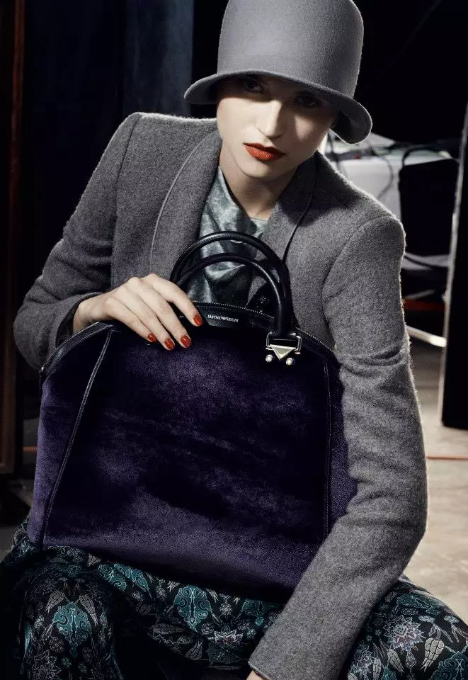 La campaña Otoño 2013 de Emporio Armani incluye a Jacquelyn Jablonski, Ruby Aldridge y más