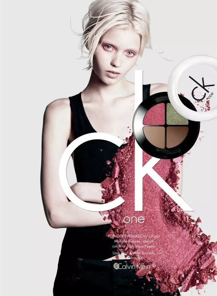 David Sims tərəfindən CK One Cosmetics S/S 2012 Kampaniyası üçün Lara Stone, Abbey Lee Kershaw, Fei Fei Sun, Ruby Aldridge və başqaları