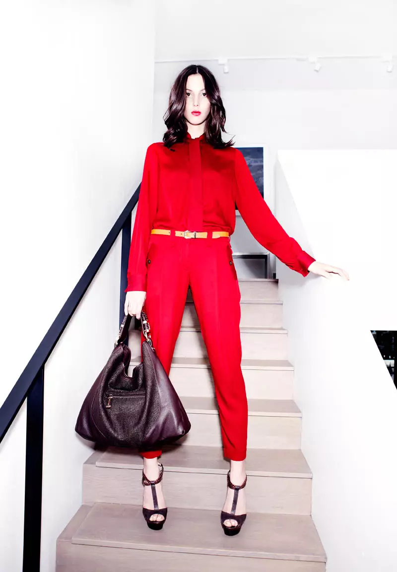 Ruby Aldridge untuk Holt Renfrew