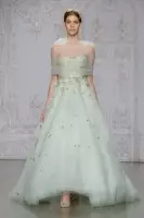 Monique Lhuillier's Gorgeous Fall 2015 ব্রাইডাল কালেকশন