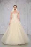 Monique Lhuillier's Gorgeous Fall 2015 برائیڈل کلیکشن