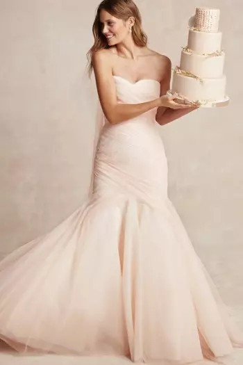 Bridal Bliss: Xem những chiếc váy cưới có giá cả phải chăng của Monique Lhuillier