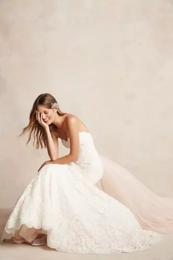 Bridal Bliss: Sjoch de betelbere trouwjurken fan Monique Lhuillier