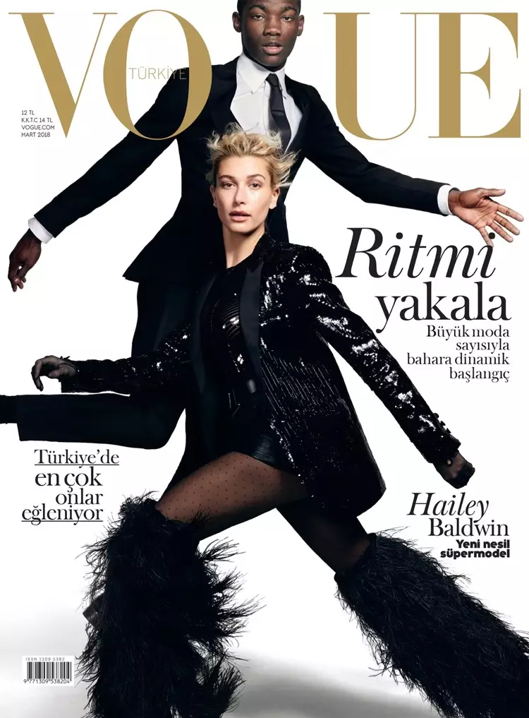 Η Hailey Baldwin επιδεικνύει τις κινήσεις της για τη Vogue Turkey