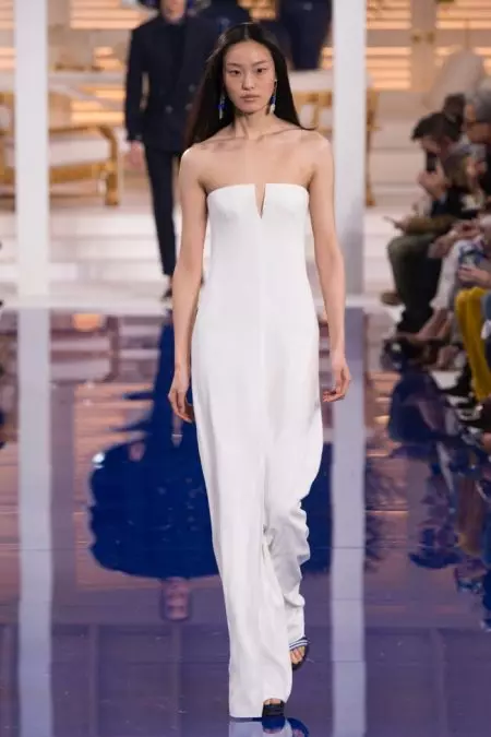 Ralph Lauren Channels Island Vibes cho mùa xuân 2018