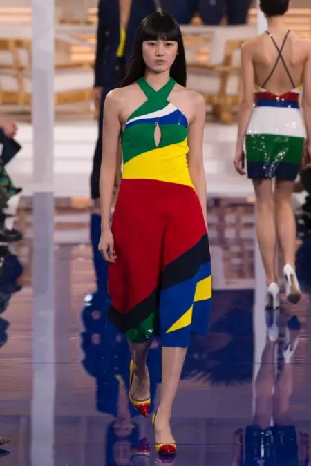 Ralph Lauren Channels Island Vibes rau lub caij nplooj ntoos hlav 2018