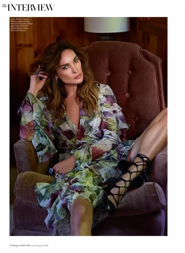 Erin Wasson Sanye da Gucci Yana Neman Murfin Labarin Harper's Bazaar Arabia