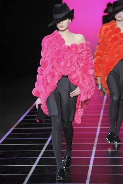 Giorgio Armani jesień 2012 | Tydzień mody w Mediolanie