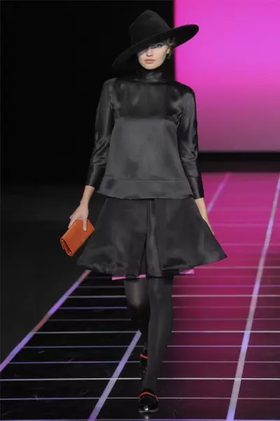 Giorgio Armani Fall 2012 | Beke ea feshene ea Milan