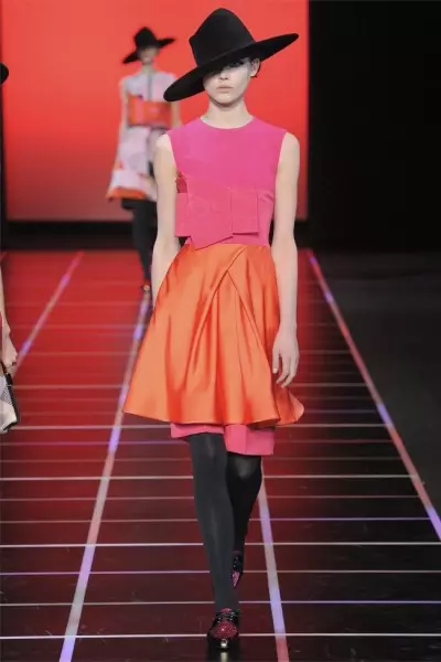 Giorgio Armani Fall 2012 | มิลานแฟชั่นวีค