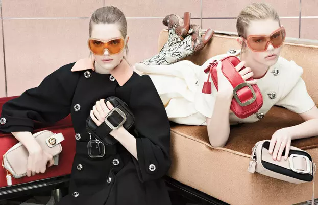 แคมเปญ Prada Fall 2011 | Frida Gustavsson, Kelly Mittendorf, Julia Zimmer และคนอื่นๆ โดย Steven Meisel