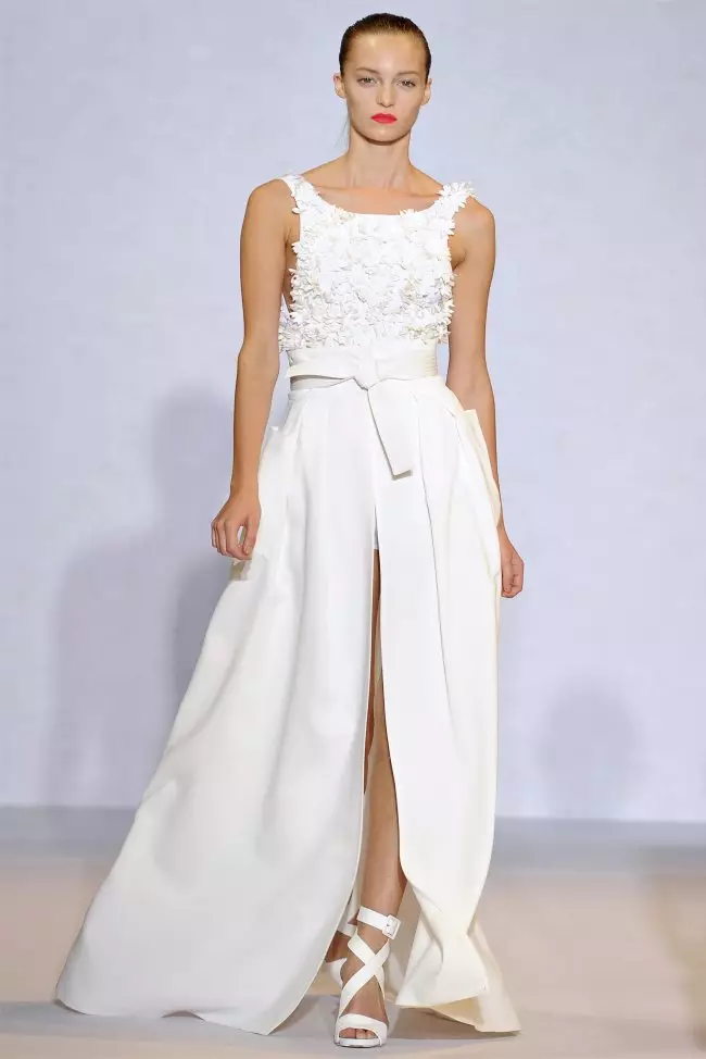 Nicole Farhi Spring 2012 | لوندون مودا كىيىم ھەپتىلىكى