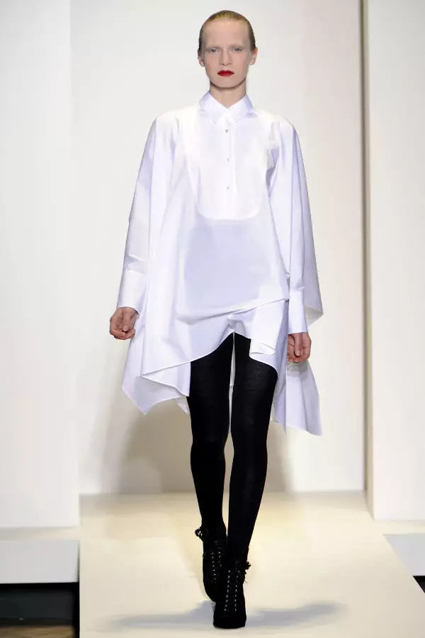 Nicole Farhi Fall 2011 | Izu Ejiji London