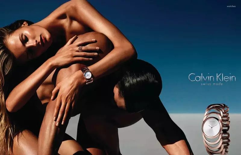 Calvin Klein နာရီများ၏ Spring 2014 လှုပ်ရှားမှုတွင် Edita Vilkeviciute Sizzles