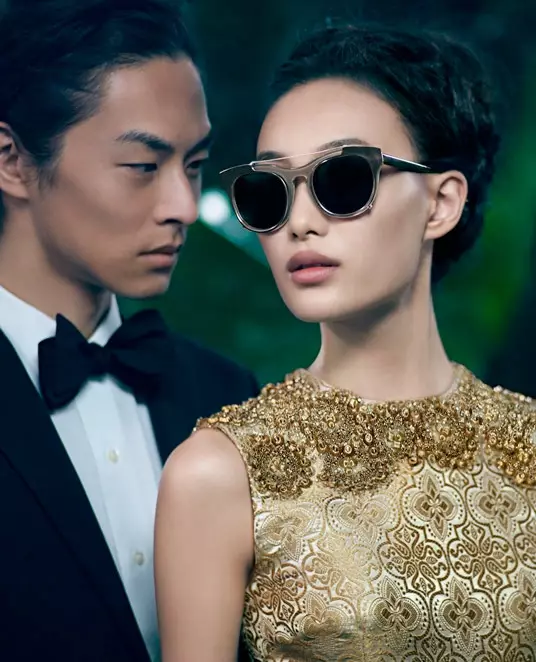 Shu Pei กลับมาอีกครั้งสำหรับโฆษณาฤดูใบไม้ร่วงปี 2013 ของ Vera Wang