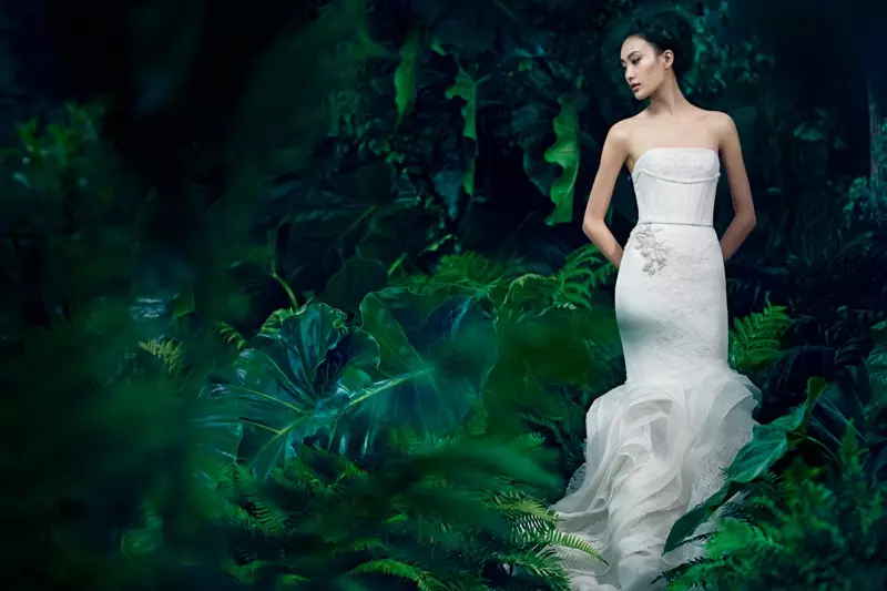 Shu Pei regresa para os anuncios de outono de 2013 de Vera Wang