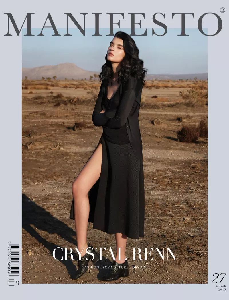Кристал Рен ја носи насловната страница за март 2015 година од списанието Manifesto.