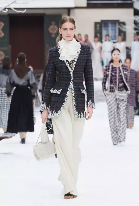 Chanel Inobhadhara Mutero kuLagerfeld yeKudonha 2019